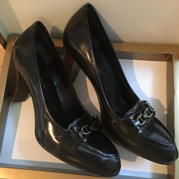 Classic Naturalizer Women's Heel - Picture 3 of 4